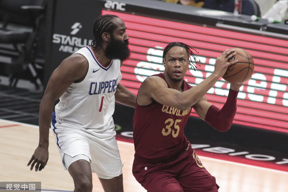 合在异国他 合在异国他